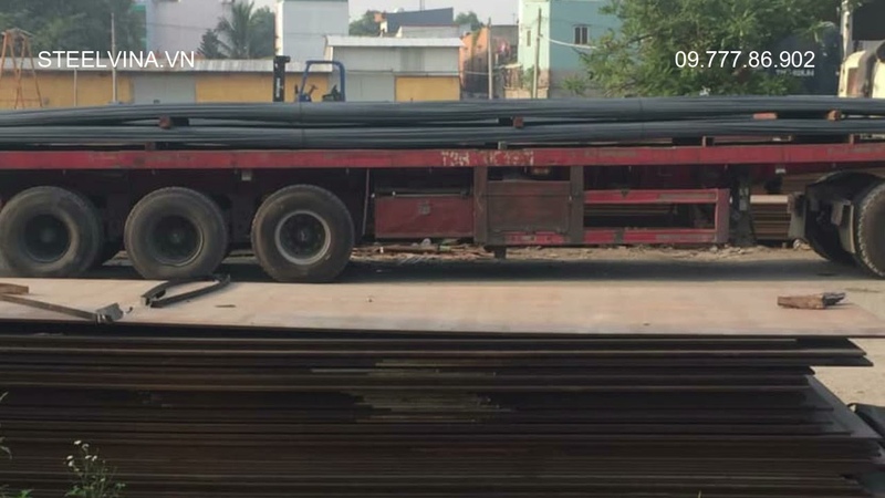 Thép tròn trơn phi 32 D32 mạ kẽm nhúng nóng giá rẻ tại quận 1 tphcm