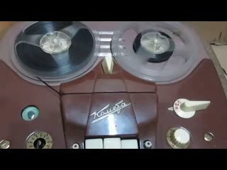 Катушечный магнитофон Комета МГ-201 (2)