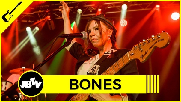 Bones ( UK) Girls Cant Play Guitar, Live