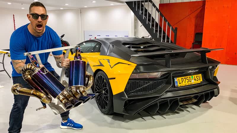 40, 000 LAMBORGHINI AVENTADOR SV