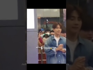 si adek sampai kaget #gmmtv#earthmix#taynew#fanfest2022#airport#polca#gmmboys