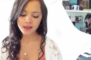 Jujuj Mne Nravitsya Kak ona poet *-* Girlfriend Fragrance Contest Entry- JB Fanvideo