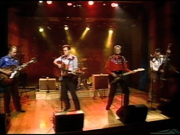 Ronnie Dawson with High Noon Lisa Pankratz on Conan Obrien July 31,