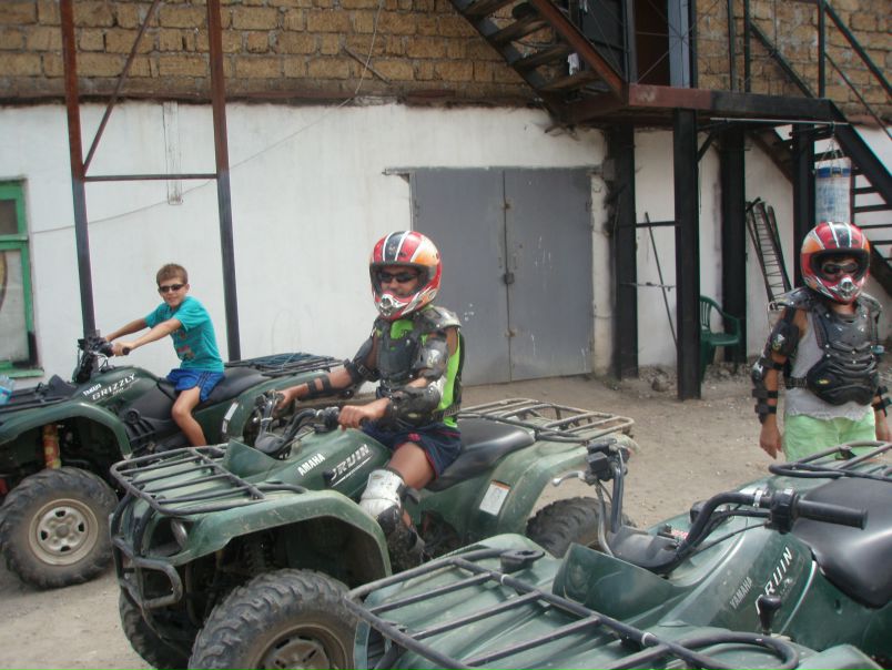 №79, Діма Горобець, 32 года, Монастырище №79, Діма Горобець, 32 года, Монастырище