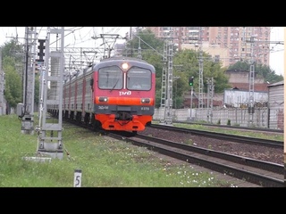 Электропоезд ЭД4М-0370 сообщением Москва Курская-Крутое прибывает на ст. Нижегородская (Карачарово)