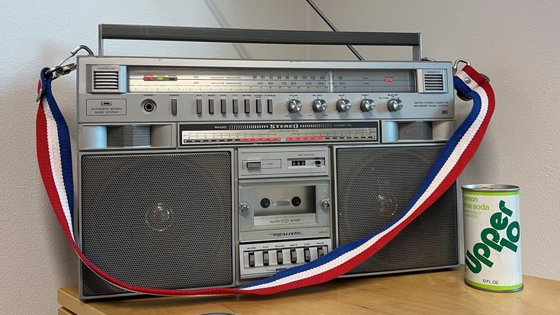 Realistic SCR 8 vintage boombox from 1983 Radio Shack