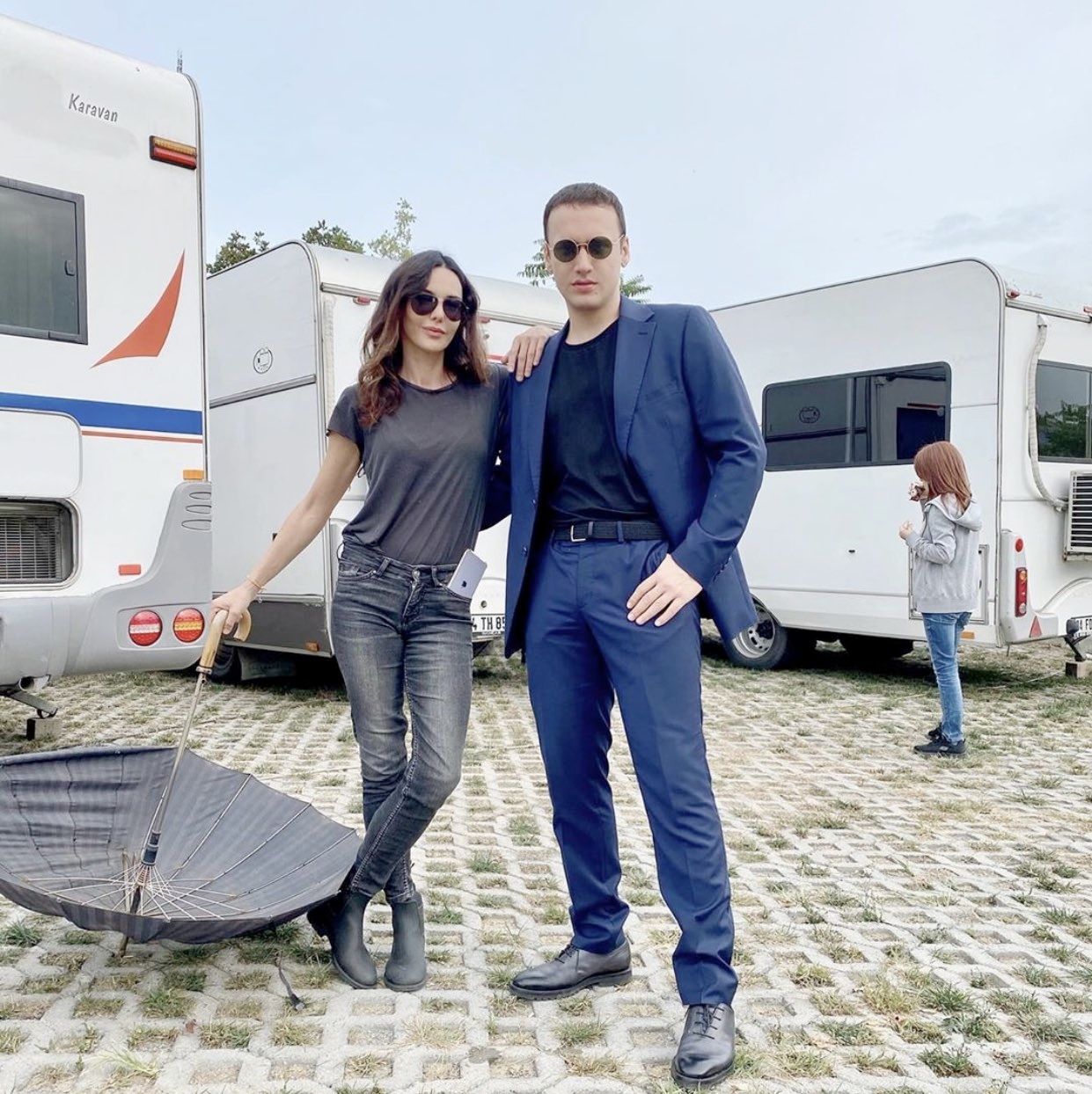 Ханде Атаизи и певец Эдис