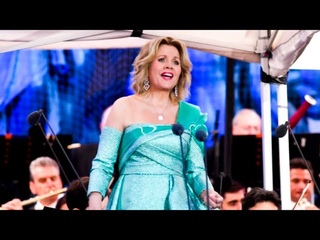Rene Fleming sings Summertime from Porgy and Bess by Gerishwin
