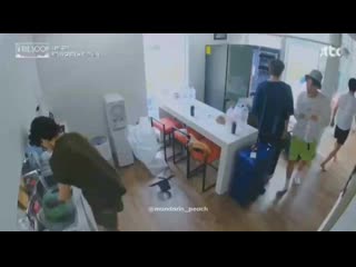 t5r-aDd0hual24eo.mp4