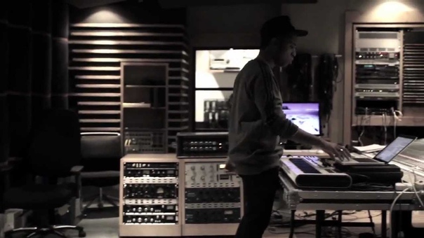 Angel Haze Lunice Gimme That ( Songs from Scratch